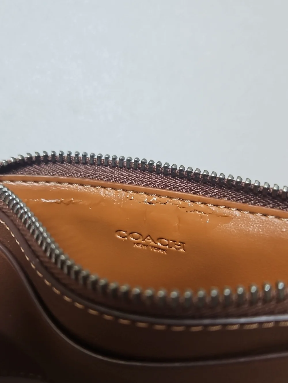 Coach Slim Zip Card Holder
